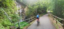 Ascenso Ciclista en el Pintoresco Cason di Lanza 