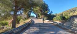 Ascenso por el Tossal Gros: Desafiando el Desnivel en Oliva, Valencia