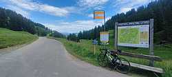 Mittelbergpass rodeado de Naturaleza Suiza, CONSEGUIDO