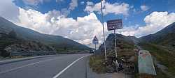 Passo Foscagno, rodeado de majestuosos picos italianos, A LA BUCHACA!