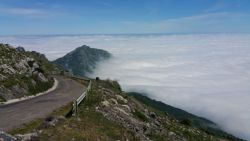 Fotografía: El Angliru sobre las nubes