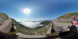 Espectacular sobre las nubes en el Gamoniteiro