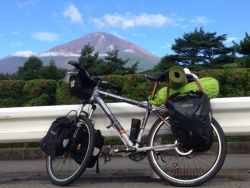 Fotografía: Vista del monte Fuji desde la bicicleta de David Barrionuevo